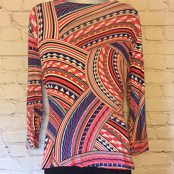 Geometric Top - Picture 2 of 4